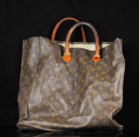 vintage modele louis vuitton|vintage louis vuitton totes.